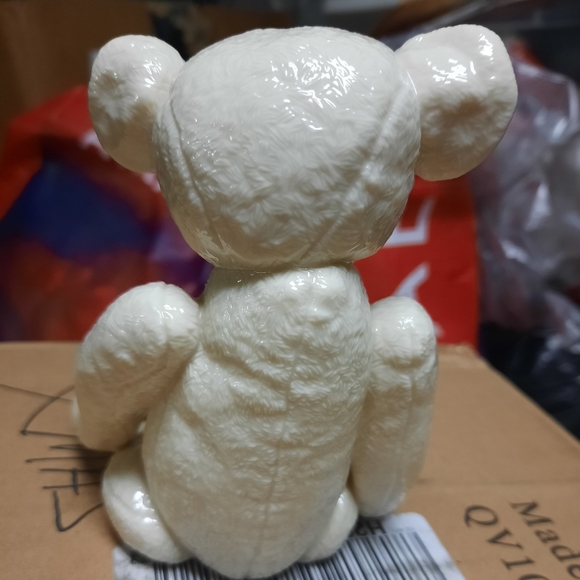 Lenox Centennial Bear by Smithsonian - Picture 2 of 3